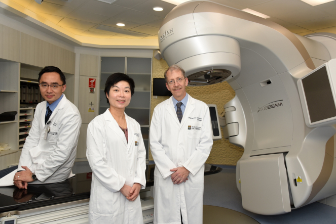 (From left) Dr Victor Lee Ho-fun, Clinical Assistant Professor of Department of Clinical Oncology, Professor Dora Kwong Lai-wan, Clinical Professor of Department of Clinical Oncology and Professor John Malcolm Nicholls, Clinical Professor of Department of Pathology; Li Ka Shing Faculty of Medicine, HKU participated in this clinical study.